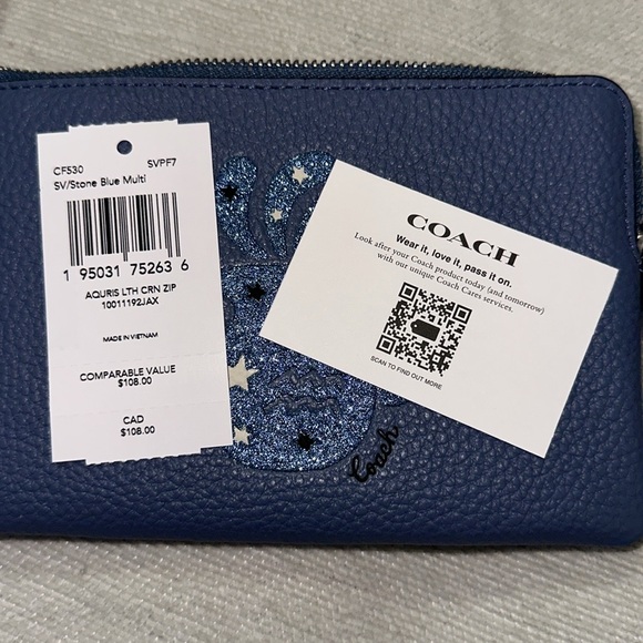 Coach corner zip wristlet with Aquarius ♒️ New 🔥 - Picture 8 of 11